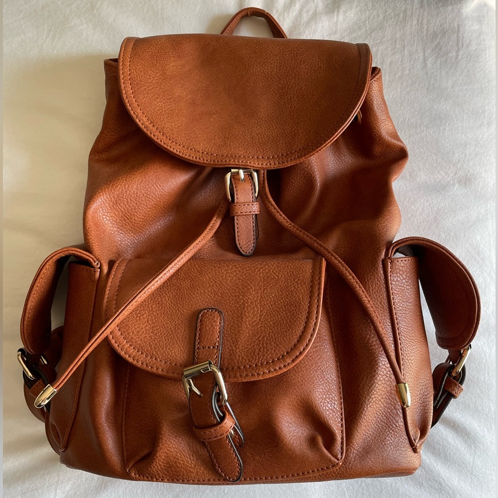 Vegan leather Gussaci purse backpack